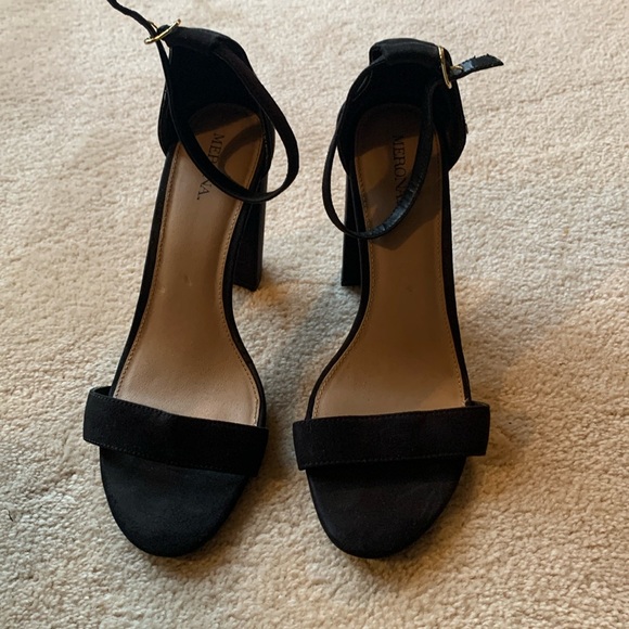 Block heel sandals - Picture 3 of 9